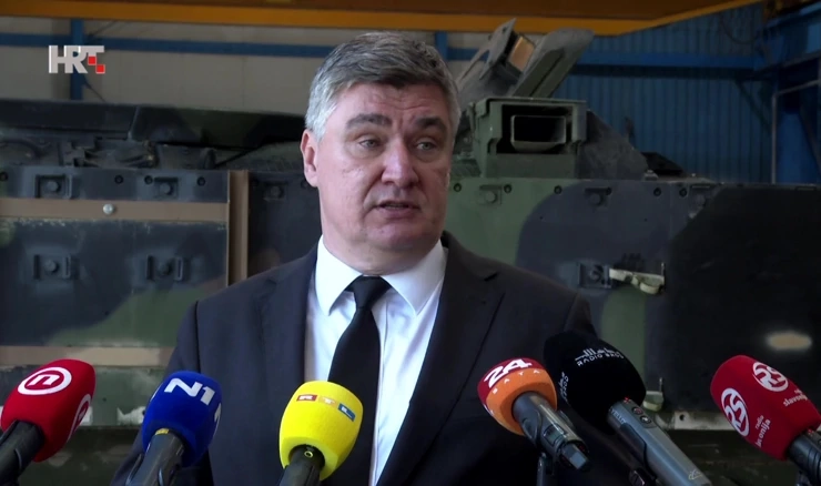 Milanović u Đuri Đakoviću obišao remont Bradleyja