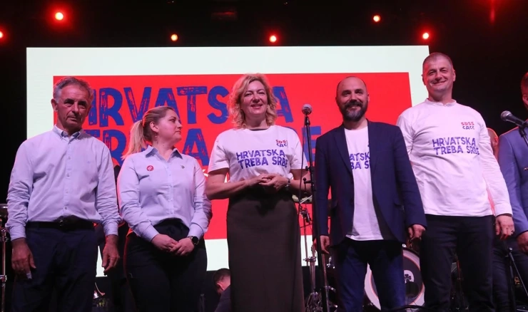 Zagreb: Predizborni skup SDSS-a u Tvornici 