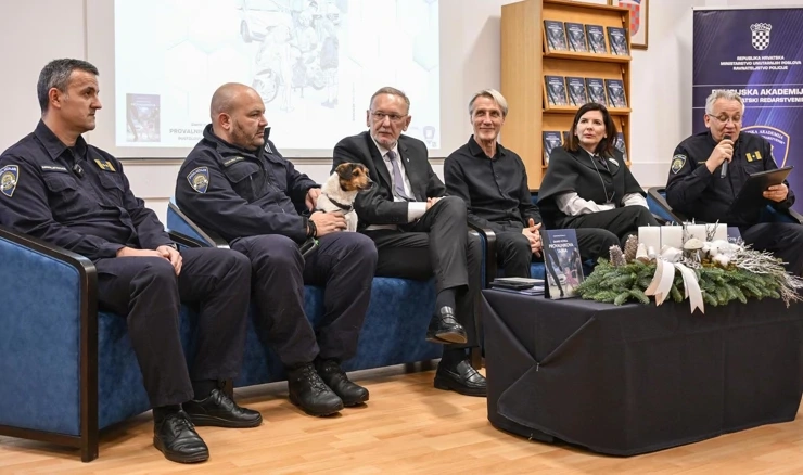 Promocija knjige Damira Hoyke