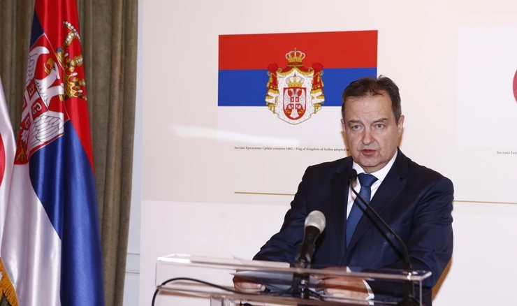 Vučić je tražio da "malo odledimo" odnose s Hrvatskom