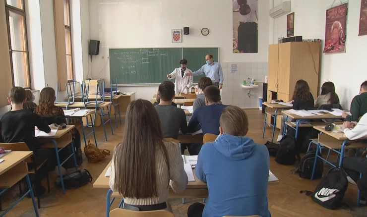 Ublažavanje mjera za škole i sport
