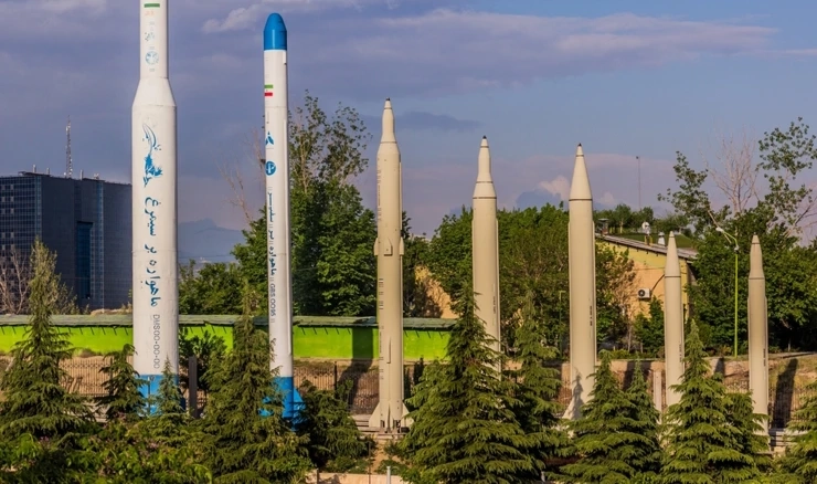 Modeli nekih od iranskih raketa u Ab-o Atash Parku u Teheranu
