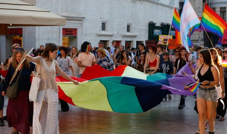 Ovogodišnji Split Pride održava se pod sloganom "Nije me mater rodila da mučin"