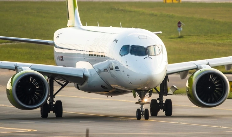 Airbus A220