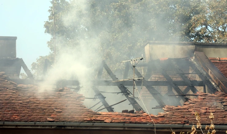 Gorjela zgrada u Zagrebu