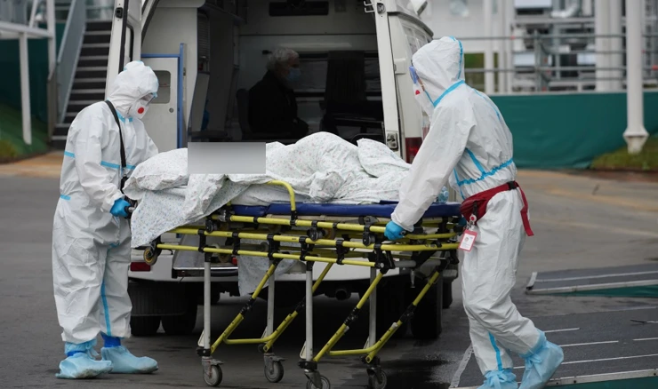 U Rusiji novi crni rekordi - 33 tisuće novozaraženih, više od tisuću preminulih. 