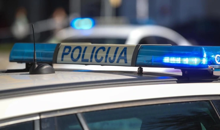 Policija