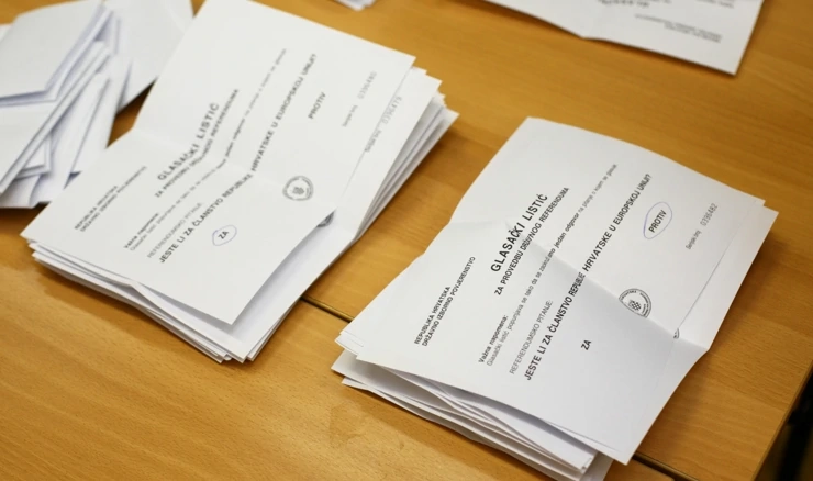 Glasački listići na referendumu 