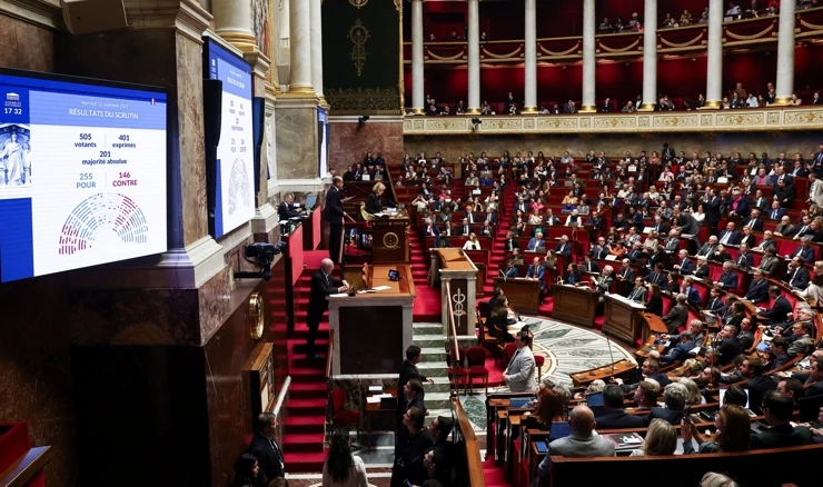 Francuski parlament izglasalo odgodu nepopularne reforme mirovinskog sustava