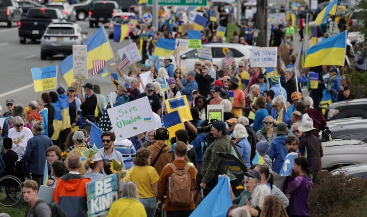 Rusko izaslanstvo stiglo u Anchorage, dočekali ih prosvjedi na 16 lokacija