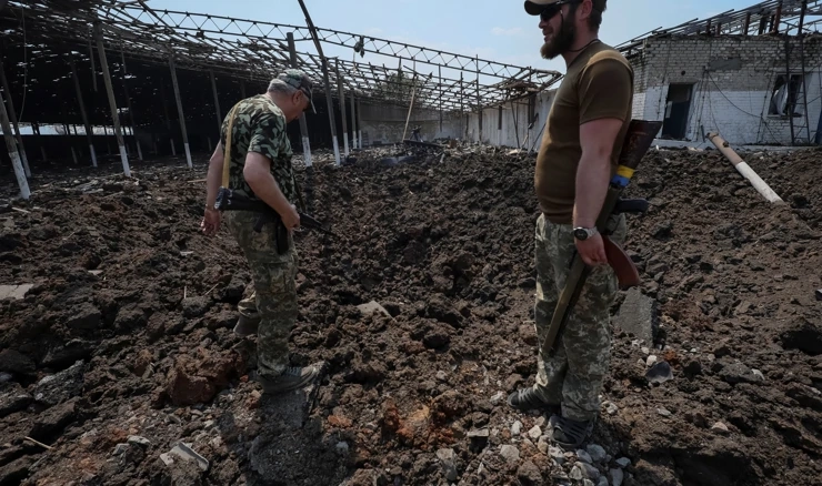 Pripadnici ukrajinskih oružanih snaga kod grada Soledara u Doneckoj regiji