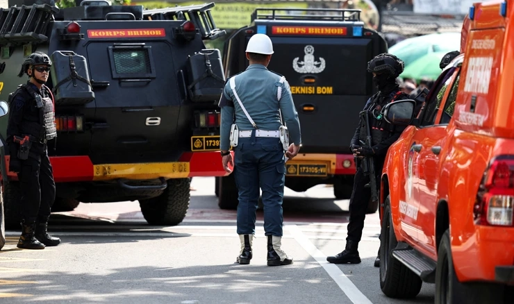 Deseci ozlijeđenih u eksploziji u školskom kompleksu