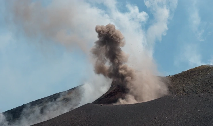 Erumpirala Etna