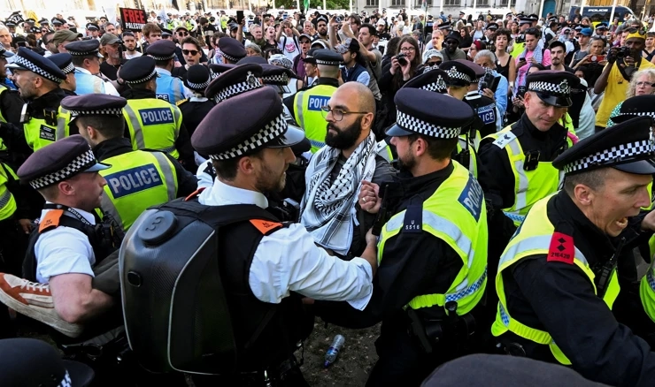 London: Uhićeno 365 pristaša zabranjene skupine "Palestine Action"