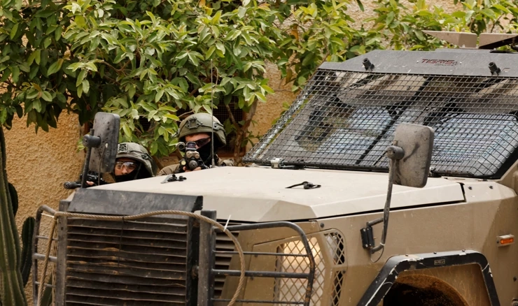 Sigurnosne snage na Zapadoj obali, ilustracija