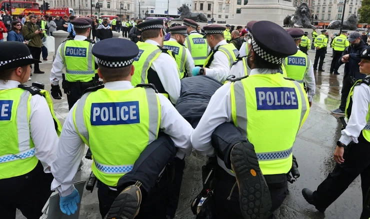 Londonska policija uhitila stotine prosvjednika