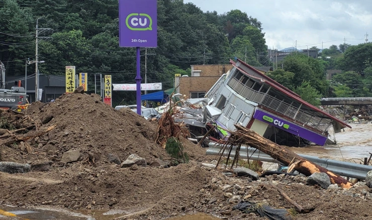 Obilne kiše i odroni u Južnoj Koreji